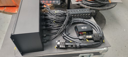 Construction and testing of one of our stage boxes with cables.
