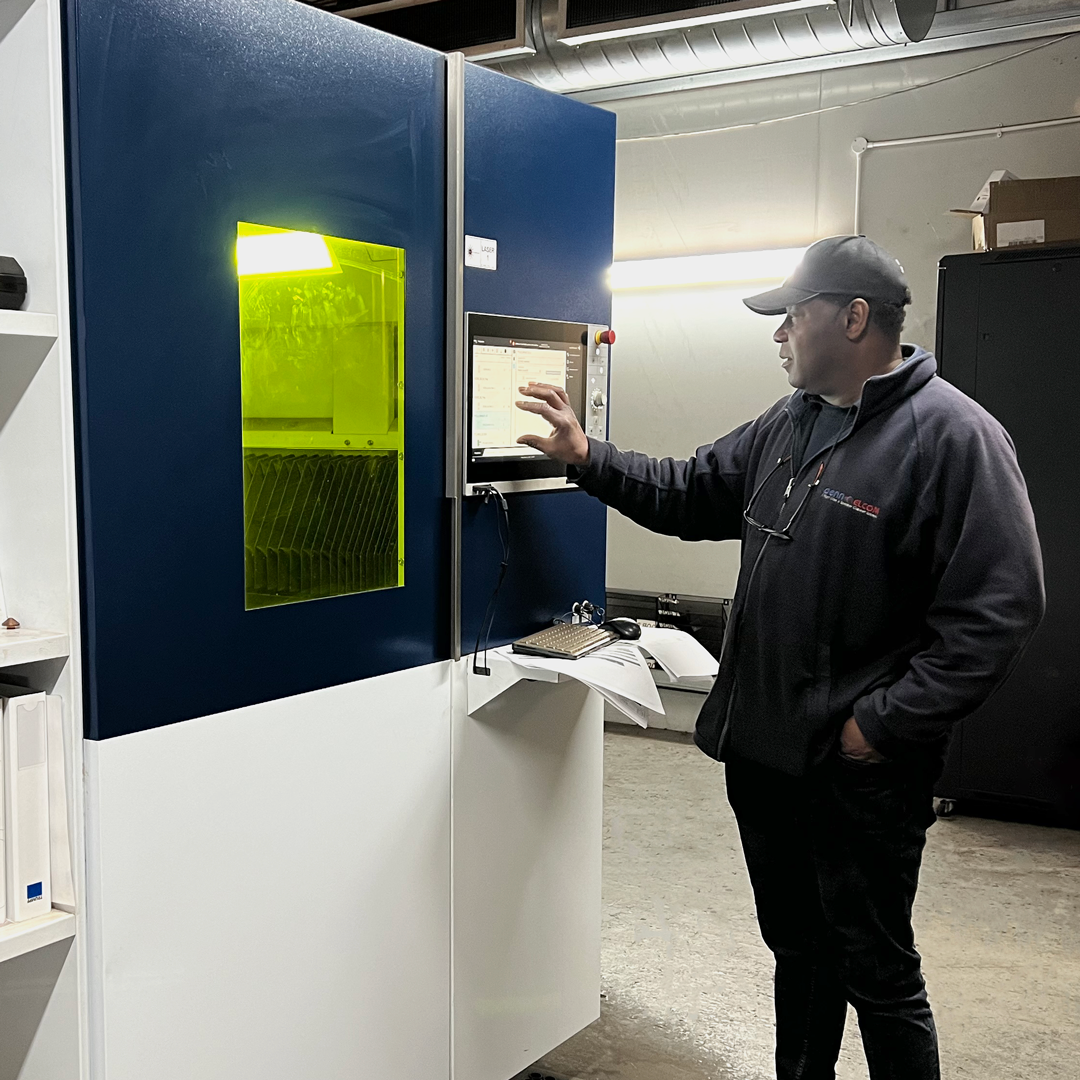 Salvagnini and Noel working together to create a new product for Penn Elcom